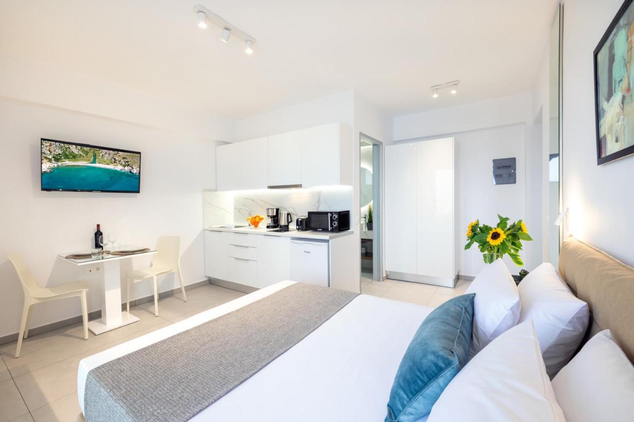 Creta Sun Luxury Apartments 罗希姆诺 外观 照片
